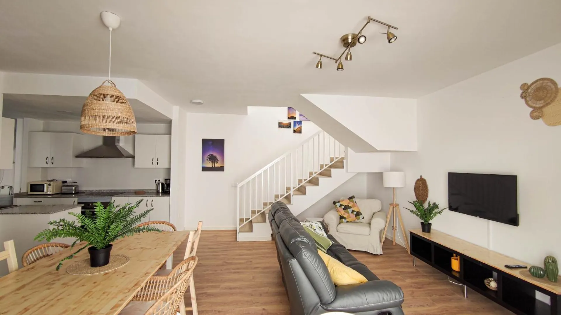 Volkkanrentals Villa Casiopea 코스타 테기세